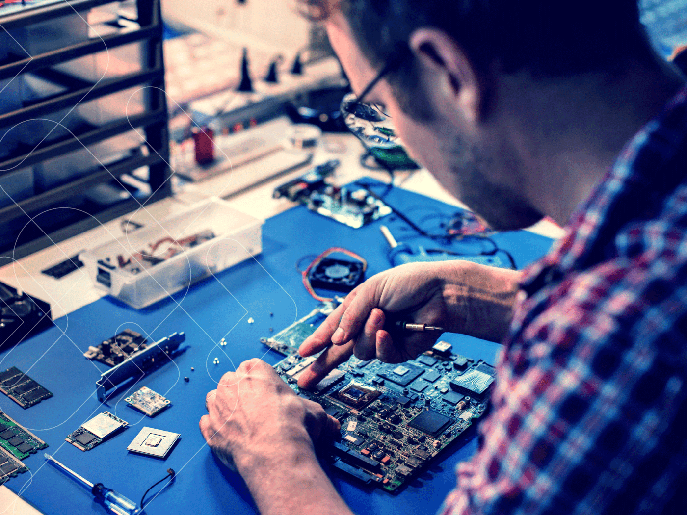 Imagem do Curso Montador e Reparador de Microcomputadores